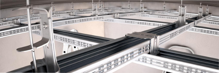 Потолок из гипсокартона на двухуровневом металлическом каркасе.